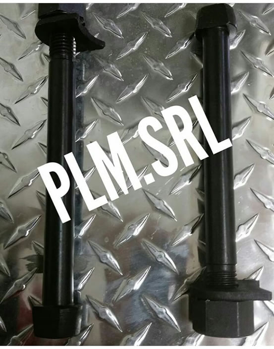 Tornillos largos para martillo neumático PB60 y PB90 disponibles en PLM SRL República Dominicana